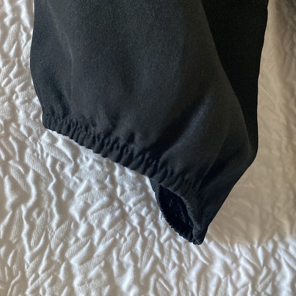 EXPRESS Off The Shoulder Mini Dress - Picture 4 of 6